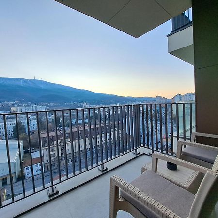 Divine 69 Luxury Apartment, Skopje City - Center, Diamond Residences, Free Parking Exterior photo